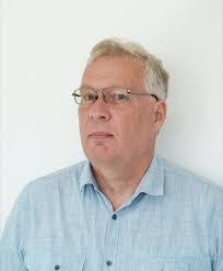 Andrew Harker's Instagram, Twitter & Facebook