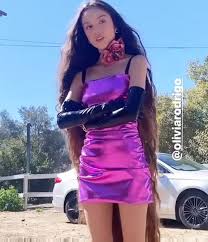Elvis costello has defended pop star olivia rodrigo after she was accused of lifting one of his you can compare the costello and rodrigo tracks below. Olivia Rodrigo 04 28 2021 Celebmafia