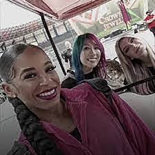 Bianca Edmonds's Instagram, Twitter & Facebook