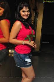 Ashwini chandrasekhar is a south indiana actress who acts in kannada language films. Photos Heroine Ashwini In Red Top And Torn Jeans Short Ashwini Glam Stills