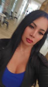 Gali Diva: Contratación y Vida Familiar