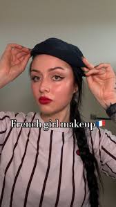 French girl makeup🇫🇷, (Weird order bc sometimes I like to do mascara  first to see where the wing would look best-fitting in to how the lashes  look that day), Also obsessed with @healthaidkombucha ...
