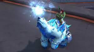 Плакучий куст 3 метра в высоту, зацветает в конце июня. Gtbvj Enku4dvm