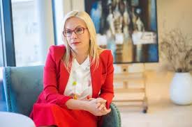 Начальник департамента культуры, спорта и молодежной политики анна терешкова стала седьмым заместителем мэра новосибирска. Anna Tereshkova Prokommentirovala Svoyo Naznachenie Vice Merom Novosibirska