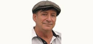 Frank Orr's Instagram, Twitter & Facebook