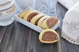 La pasta frolla è un impasto dolce utilizzato per preparare: Girelle Di Pasta Frolla Con Nutella Le Ricette Di Francesca