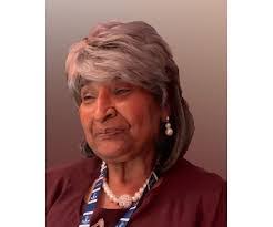 Sonja Carroll's Instagram, Twitter & Facebook