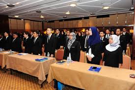 (1) calon perseorangan dapat mendaftarkan diri sebagai calon gubernur dan calon wakil gubernur. Jab Peguam Negara On Twitter Majlis Penutup Program Latihan Pegawai Undang Undang Gred L41 Bagi Tahun 2019 Agcputrajaya