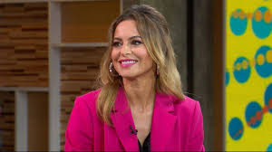 Abc news live is a 24/7 streaming channel for breaking news, live events and latest news headlines. Girlboss Founder Talks Learning From Failure Live On Gma Video Abc News