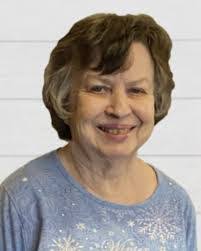 Aurora Quintos's Instagram, Twitter & Facebook