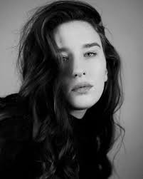 Hello my name is Natasha and I'm in search of a creative photographer who  can help me get myself out there! Wanting to start modeling. Or at least  see how far it