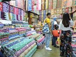 Alaminya sendiri di sungai petang yang terletak dalam kawasan tasik kenyir. Terengganu 5 Tempat Wajib Pergi Di Kuala Terengganu Faraamusa Blogspot Com