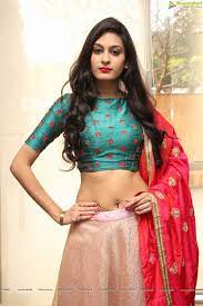 This page is for entertainment dm for credit/removal girls can dm for shoutout (but real page ) admin female. Is It Okay To Reveal My Navel In A Lehenga Quora