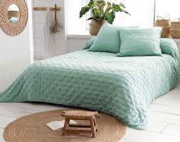 Jete De Lit Leger Capitonne Housse D Oreiller Becquet Jete De Lit Housse D Oreiller Decoration Maison