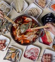 Masa operasi bermula jam 4.30 ptg sehingga 10. The 10 Best Restaurants Near Kota Kinabalu Airport Bki Tripadvisor