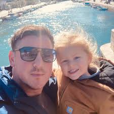 Troy Deeney's outrageous story of his Dad picking him up from a game...  with someone in the boot 😳😅