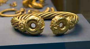Store hours until further notice, our showroom is open by appointment only. Great Torc From Snettisham Wikipedia