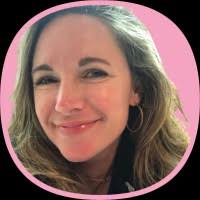 Amanda Rosbrook's Instagram, Twitter & Facebook