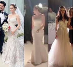 Fahriye evcen gelinlik giydi başlıklı 07 nisan 2016 10:18 tarihli karar gazetesi sitesine ait içerik. Iste Fahriye Evcen 39 In Dugunde Giydigi 3 Gelinlik Nbsp The Dress Gelinlik Vintage Gelinlikler