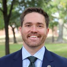 Olivia Lyons (@onlyons)