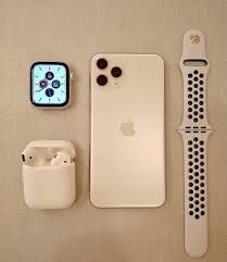 Pin By Zamira On Apple Apple Iphone Accessories Apple Phone Case Iphone Accessories