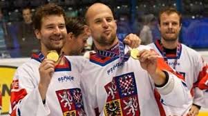 Du 10 au 13 novembre, le sélectionneur de l'equipe de france féminine carlos pérez emmène une quinzaine de joueuses et gardiennes à voiron. Nations That Dominate The Roller Inline Hockey
