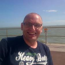 Just to let people know Michael Place passed away today after a long battle  with MS one of the nicest men I knew 59 years old live life people RIP Mick 