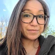 Yolanda Serna (librarygirlie)