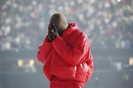 Donda is set to drop at midnight (or at some point on friday at least) and beforehand, kanye is hosting a listening party event at the mercedes benz stadium in atlanta. Inside Kanye West S Jaw Dropping Second Donda Listening Party In Atlanta Revolt