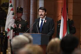 A magyar színházi társaság elnöksége által felterjesztett művészek: Hatalmas Orom Ime A Lista Ok Kaptak Iden A Kossuth Dijat Ripost