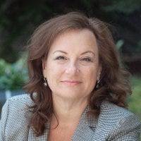 5 Agents Seeking Fantasy, YA, Kidlit, Nonfiction, Romance, Memoir,  Mysteries, Thrillers and more