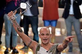 With jochen schropp, phil daub, pat murphy, marlene lufen. Promi Big Brother 2016 Benjamin Tewaag Gewinnt Das Finale Panorama Stuttgarter Zeitung