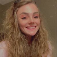 Macie Reynolds's Instagram, Twitter & Facebook