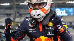 White & gold 2020 helmet for max verstappen. Formula 1 Abu Dhabi Gp Verstappen Topples Mercedes For First Time In 2020 Marca