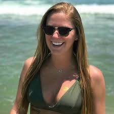 Abigail Irwin (@abigailxkristen)