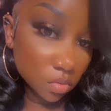 Danielle Dancy's Instagram, Twitter & Facebook