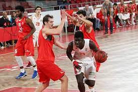 Neemias queta tem actuado pela universidade de utah state, depois de ter deixado portugal em o basquetebolista português neemias queta vai estar no draft 2021 da nba, porta de entrada para o. Neemias Queta O Portugues Que Brilha Nos Eua E Esta A Um Passo Da Nba
