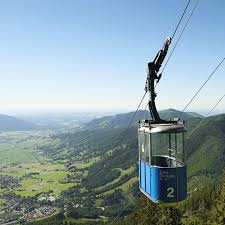 Nostalgie Am Berg Die Laber Bergbahn Oberammergau Manuel Ferrigato Fur Das Bergwelten Magazin April Mai 2017 B Instagram Places To Go Instagram Posts