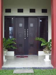 Desain model jendela rumah minimalis sederhana merupakan kumpulan desain rumah yang dirancang untuk menjadi ide maupun inspirasi desain rumah untuk menciptakan hunian idaman. 20 Desain Pintu Rumah Minimalis Dari Kayu Yang Wajib Anda Coba