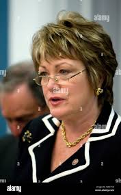 Ellen mcdermott hi-res stock photography and images