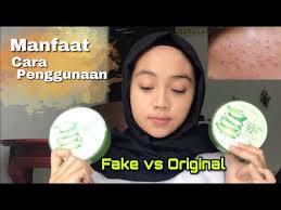 Sebenarnya, perbedaan paling jelas adalah pada ingredients atau komposisi dalam produknya sih. Bagus Untuk Kulit Kusam Dan Berjerawat Review Nature Republic Aloe Vera 92 Soothing Gel Youtube