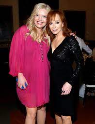 Reba Reunion! Reba McEntire and Costar Melissa Peterman Set to Team Up for  New Lifetime Movie
