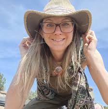 This is our bond 👩‍👧💖 Happy Birthday, I love you! 🎂✨ #Sliving  #HappyBirthday 🫶🏻