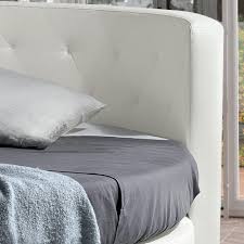Vendo un tavolo tondo smontabile in resina bianco ø90 x h72cm per arredamento esterno usato ma in ottimo stato letto tondo rotondo già smontato. Letto Matrimoniale Tondo In Ecopelle Di Design Moderno Faenza