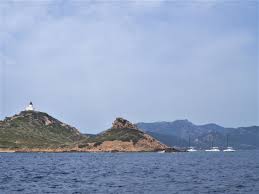 Sejour A Ajaccio Visiter Les Iles Sanguinaires En Bateau