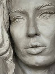 Hi everyone ☺️I've been learning sculpting for 6 months and I'm having a  great time. Below is my first larger sculpture. I'm open to advice and  construcgtive criticism …😊