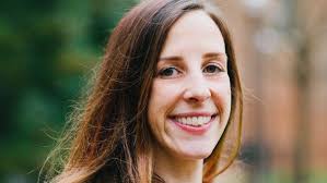 Ann Auten's Instagram, Twitter & Facebook