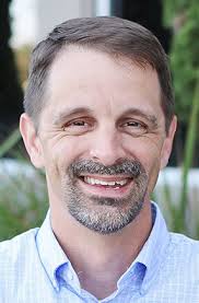 Evangelical leaders beg DeSantis and Florida Legislature not to make them  criminals for transporting immigrants to church