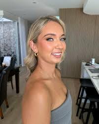 Rachael Parr's Instagram, Twitter & Facebook