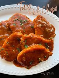 Tender Taco Pork Chops In A Spiced Up Tomato Sauce Recipe In 2020 Beef Recipes Easy Pork Chops Pork Recipes
